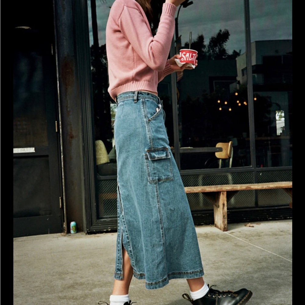 brandy melville Denim Skirt with Pockets